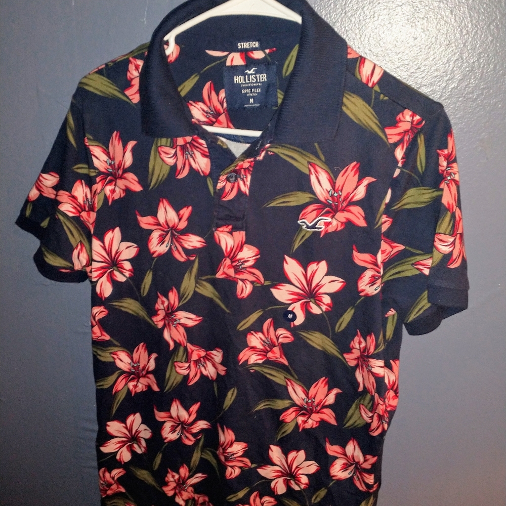 New Hollister shirt mens size medium